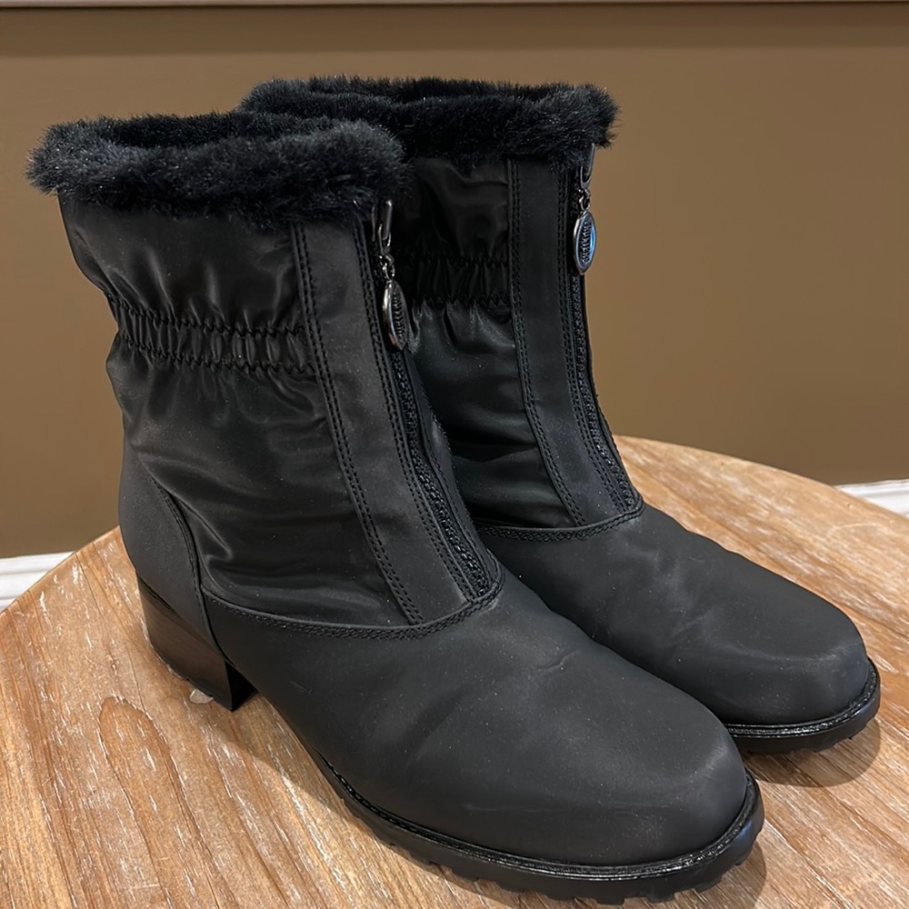 Trotters Black Brady Boots.  Size 9.5 - Picture 3 of 16